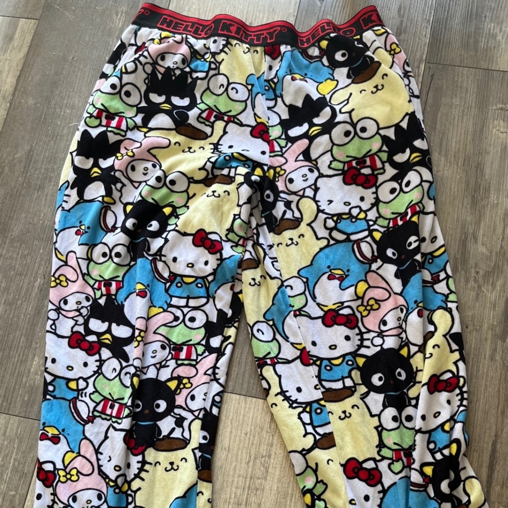 Hello Kitty and Friends Sleepwear Pajama Pants Women's All‎ Over Print